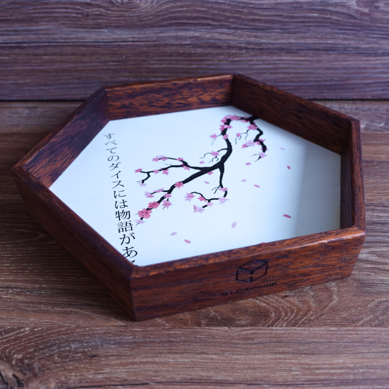 Q Workshop | Kanji Wooden | Dice Tray